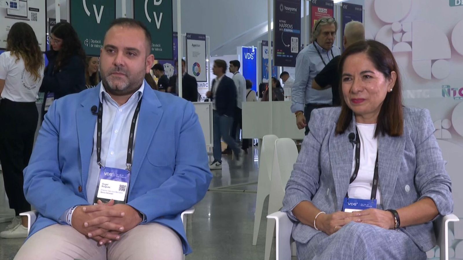 Entrevista a Karina Virrueta i Àngel Buigues en 'Les notícies del matí'
