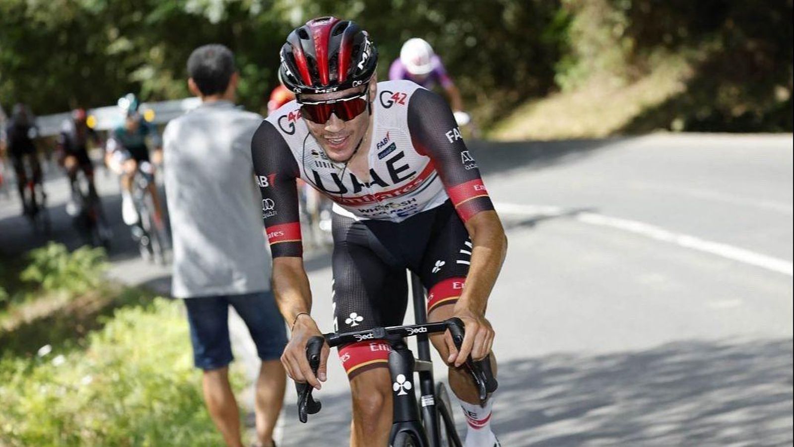 Juan Ayuso, durant una carrera