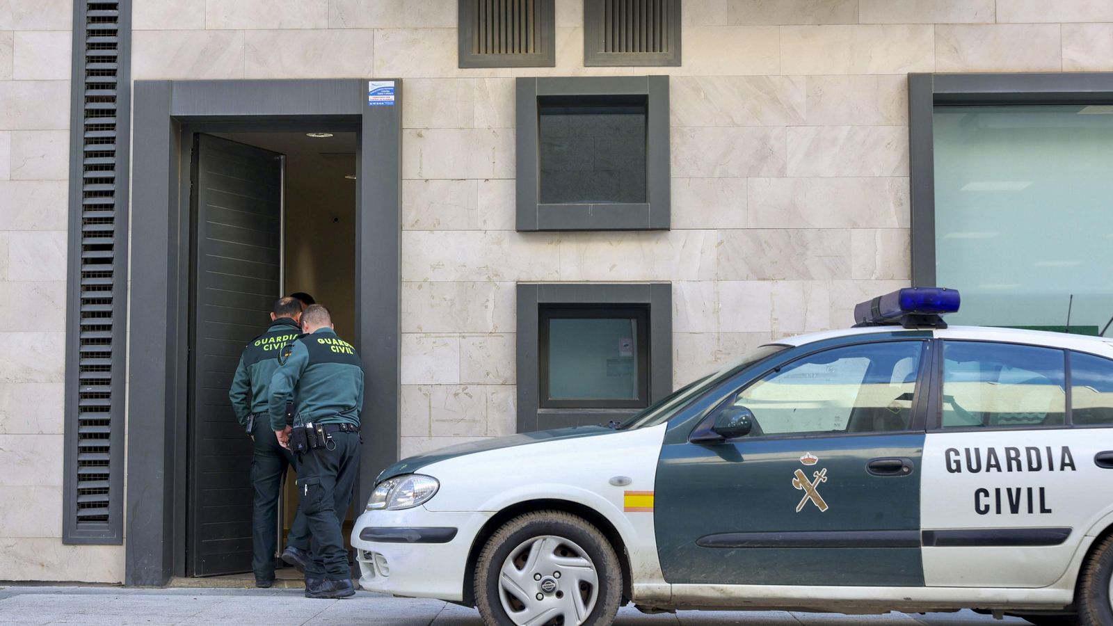 Passa a disposició judicial a Calahorra un home de 45 anys detingut per suposada violència de gènere en caure la seua dona del balcó