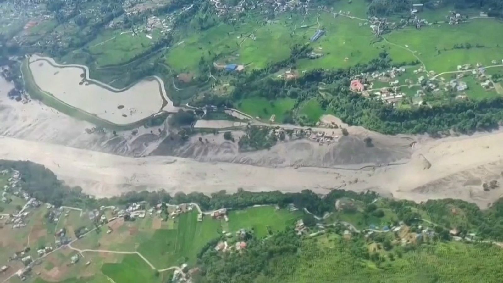 La riuada al Nepal que ha colpejat ambdós costats de la frontera amb el Tibet