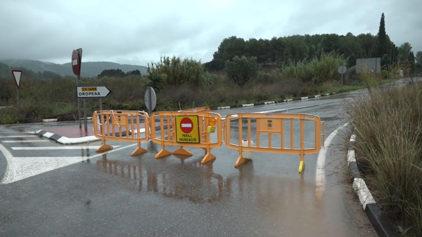 Carretera tallada entre Cabanes i Orpesa