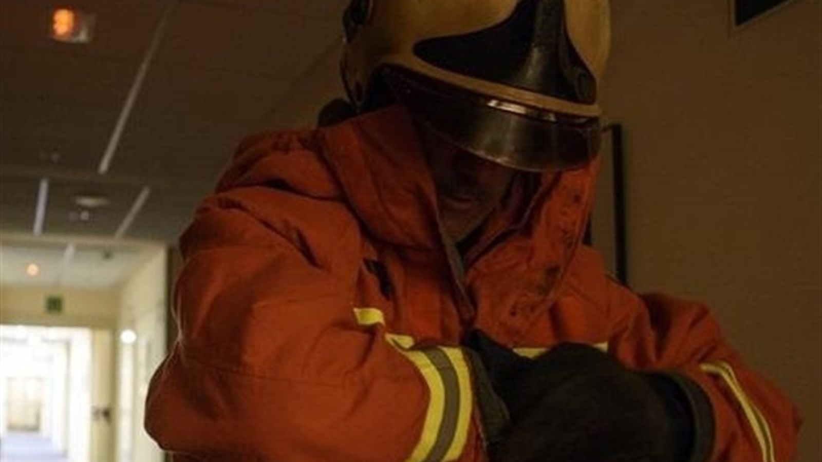 Evacuen un edifici de Sagunt per l\'incendi d\'un pis