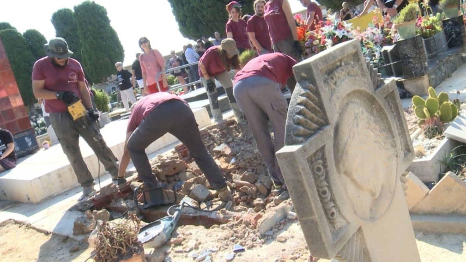 Durant la jornada, s'ha donat a conéixer la situació de les fosses de Paterna