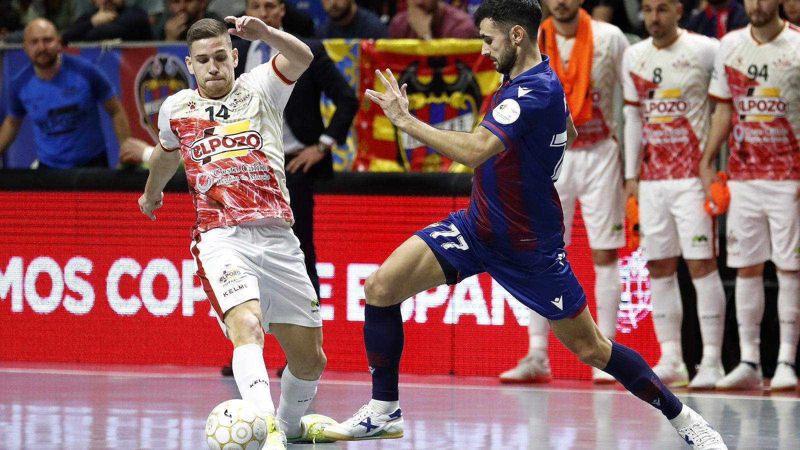 Una jugada de l'enfrontament de l'any passat entre els dos equips