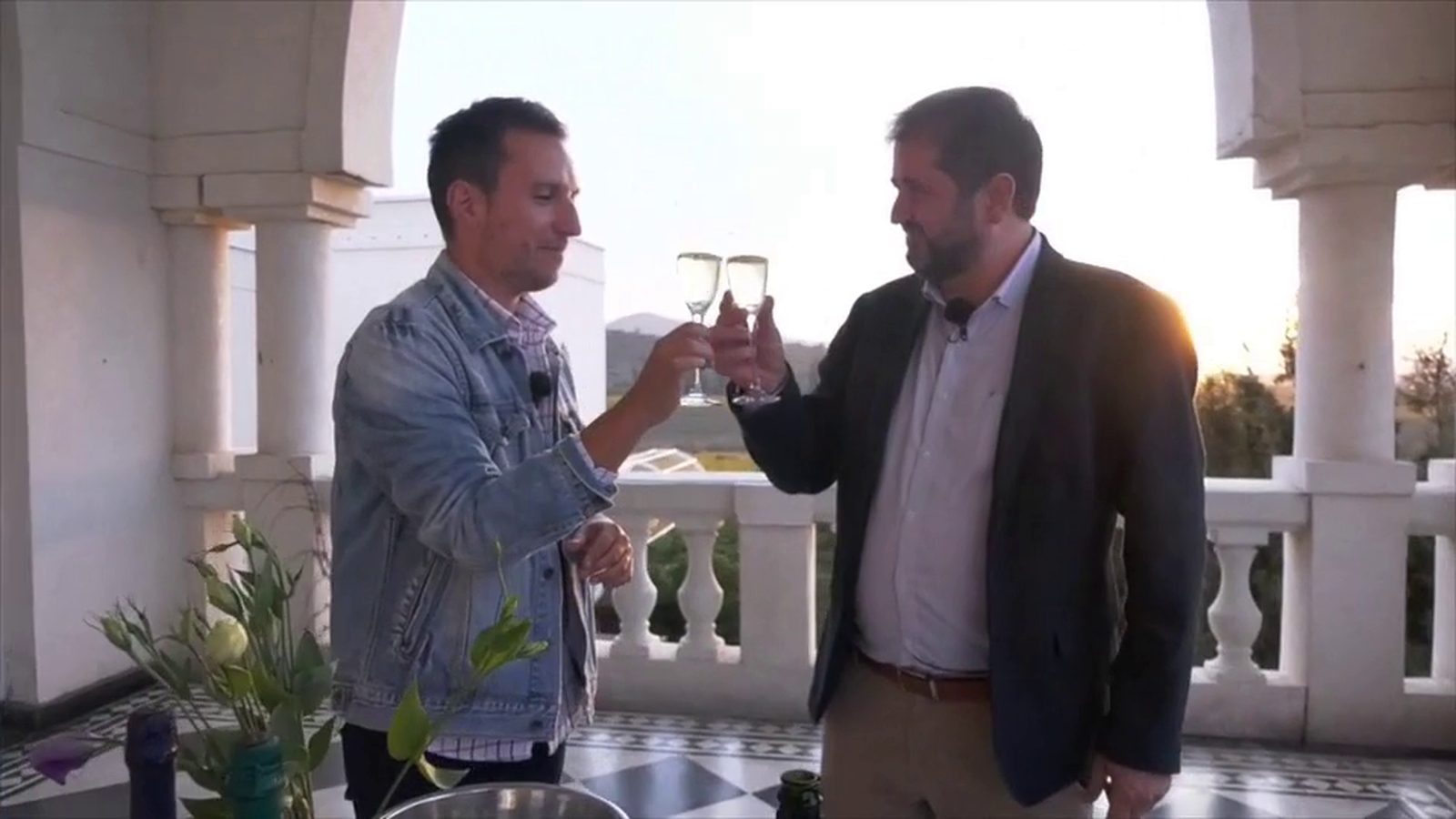 Enrique Tena i Óscar Carles a les bodegues Viñamar