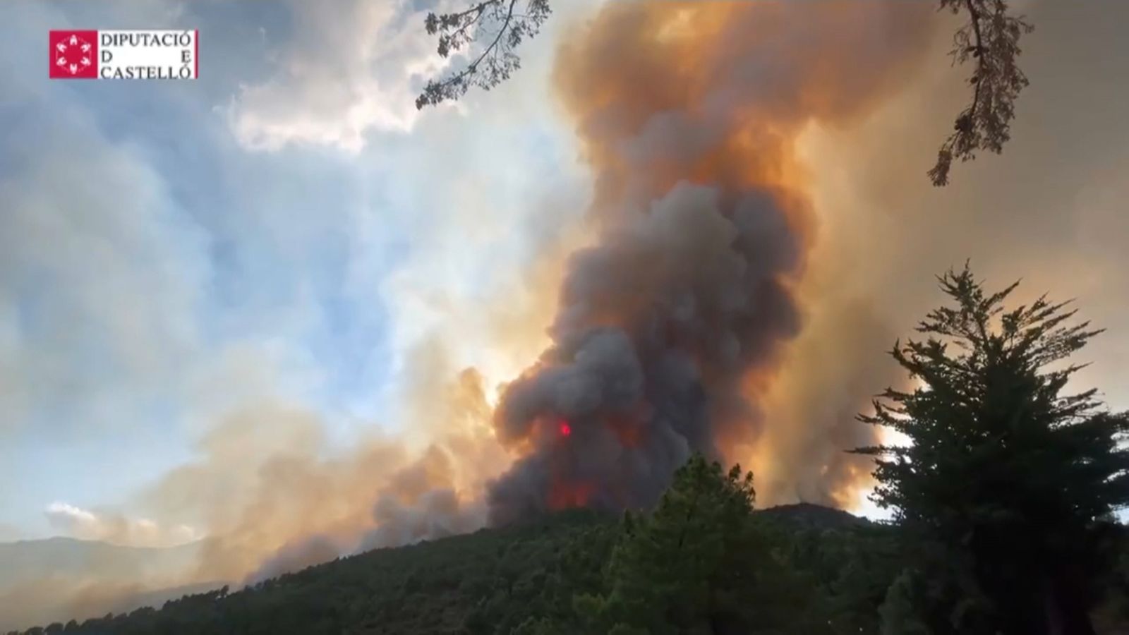 Imatges de l'incendi de Begís