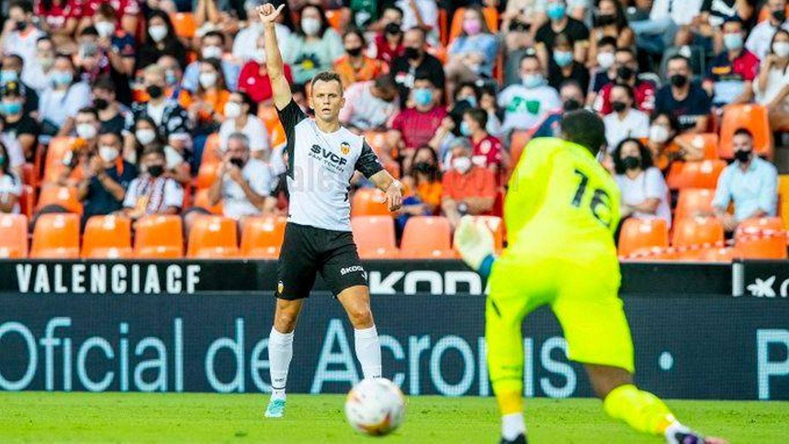 El jugador del València, Denis Txérixev