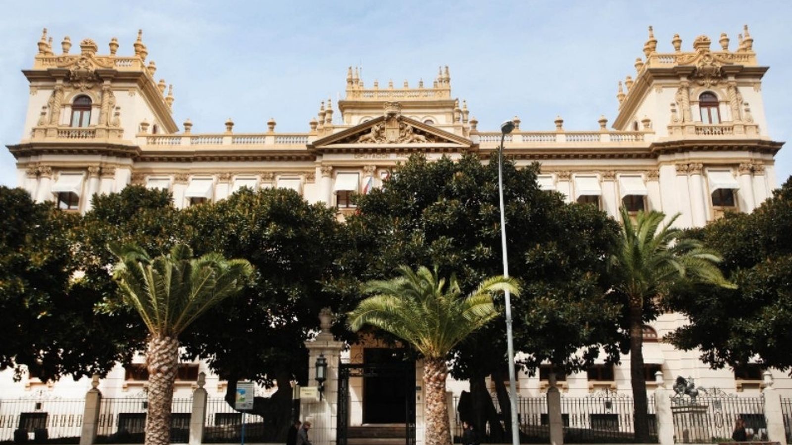 Edifici de la Diputació d'Alacant (arxiu)