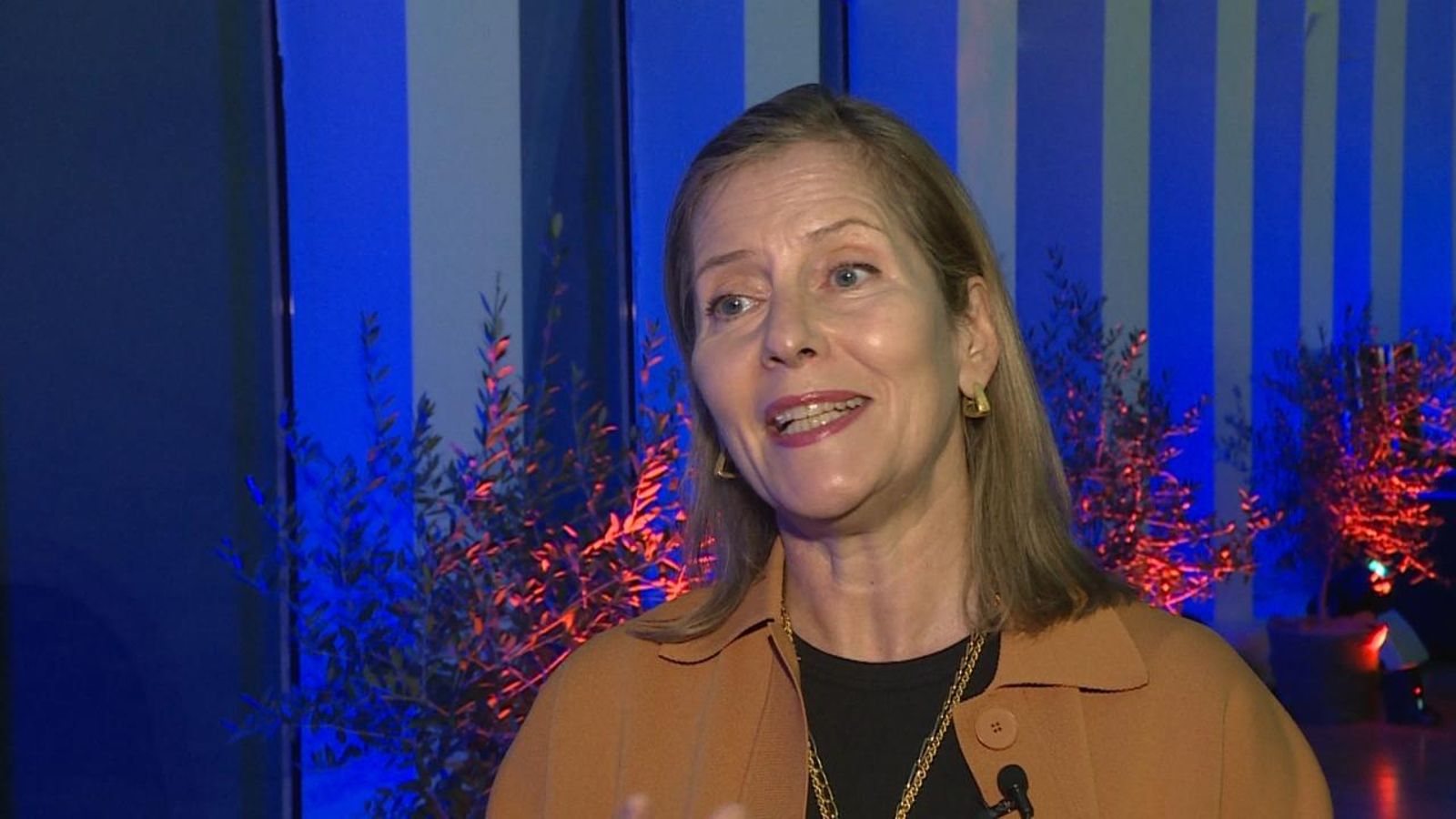 La dissenyadora Paola Antonelli ha donat el tret d'eixida a la programació de València Capital del Disseny 2022