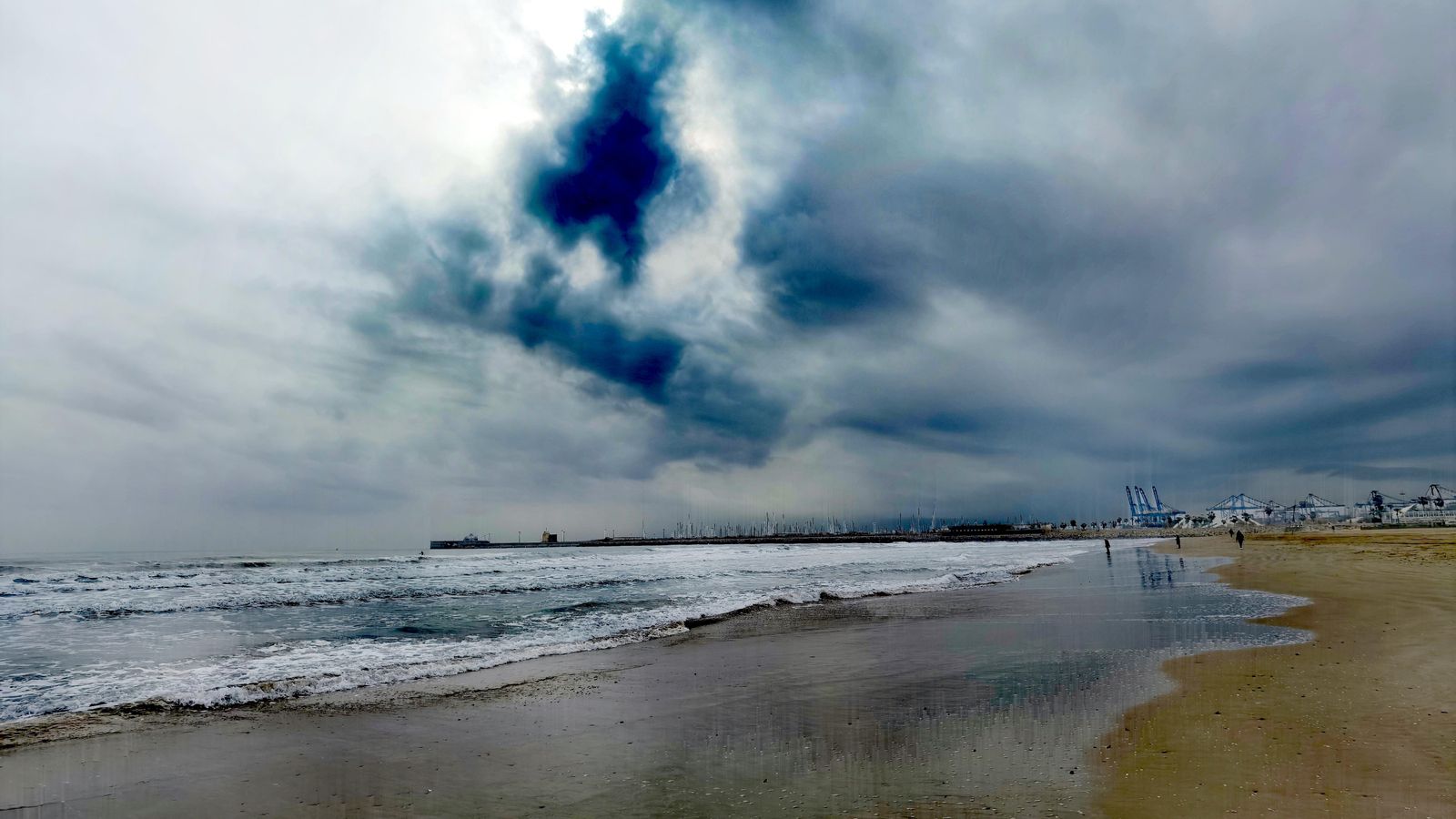 PLATJA DE LES ARENES, VALÈNCIA