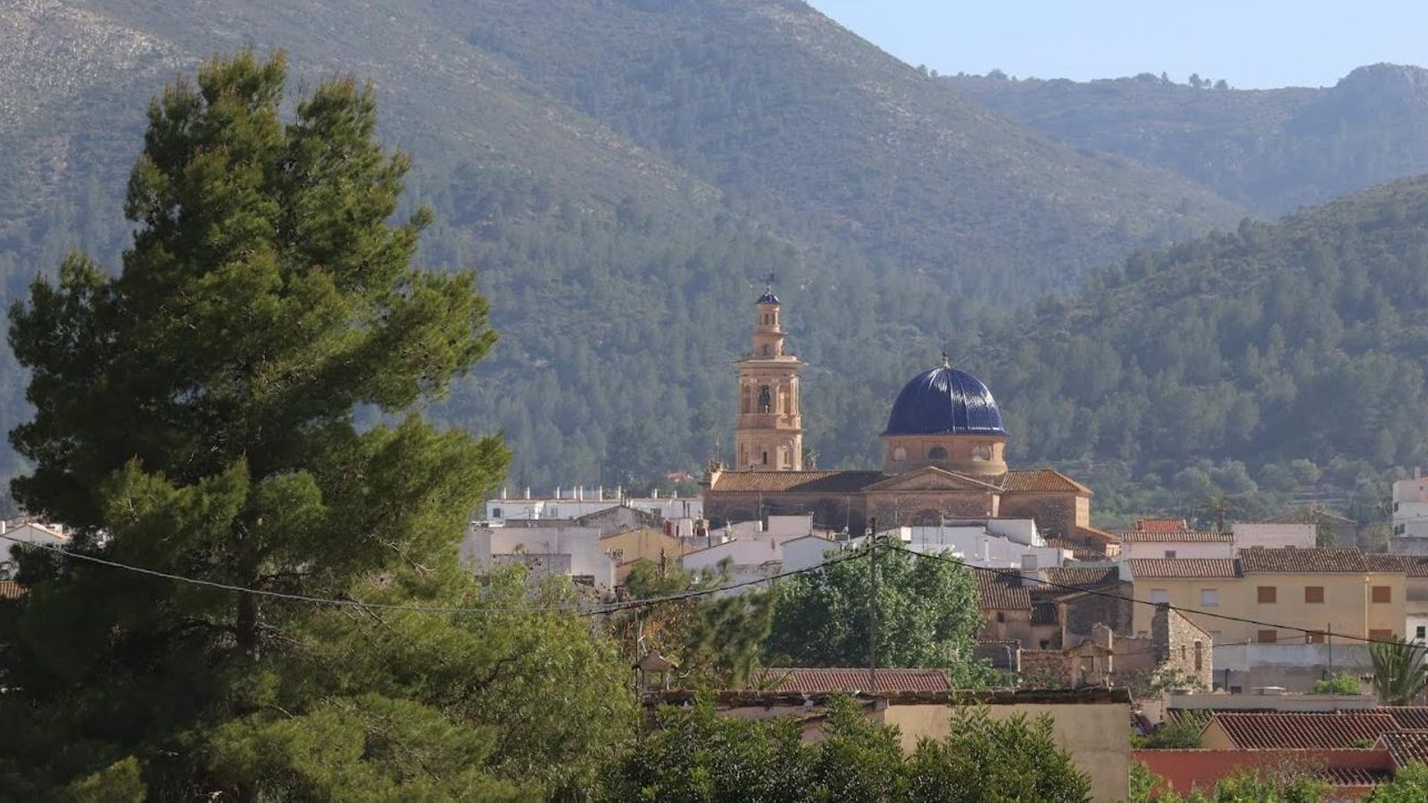 Tanca l'Ajuntament de Xaló pel positiu d'una treballadora