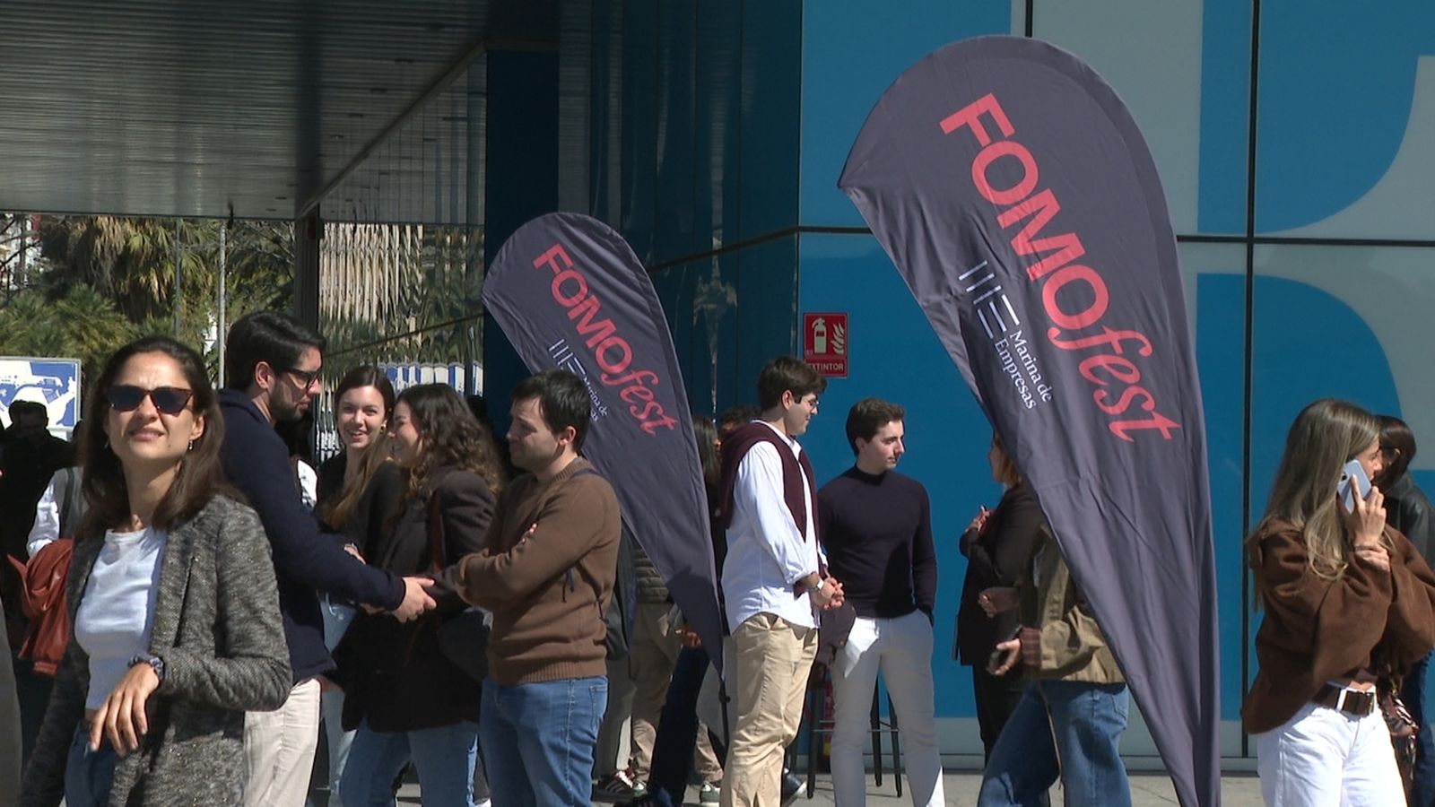 Assistents al FOMOfest a la Marina de València