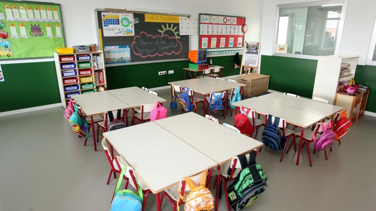 Els xiquets i xiquetes tornen a escola el proper 10 de setembre Els xiquets i xiquetes tornen a escola el proper 10 de setembre