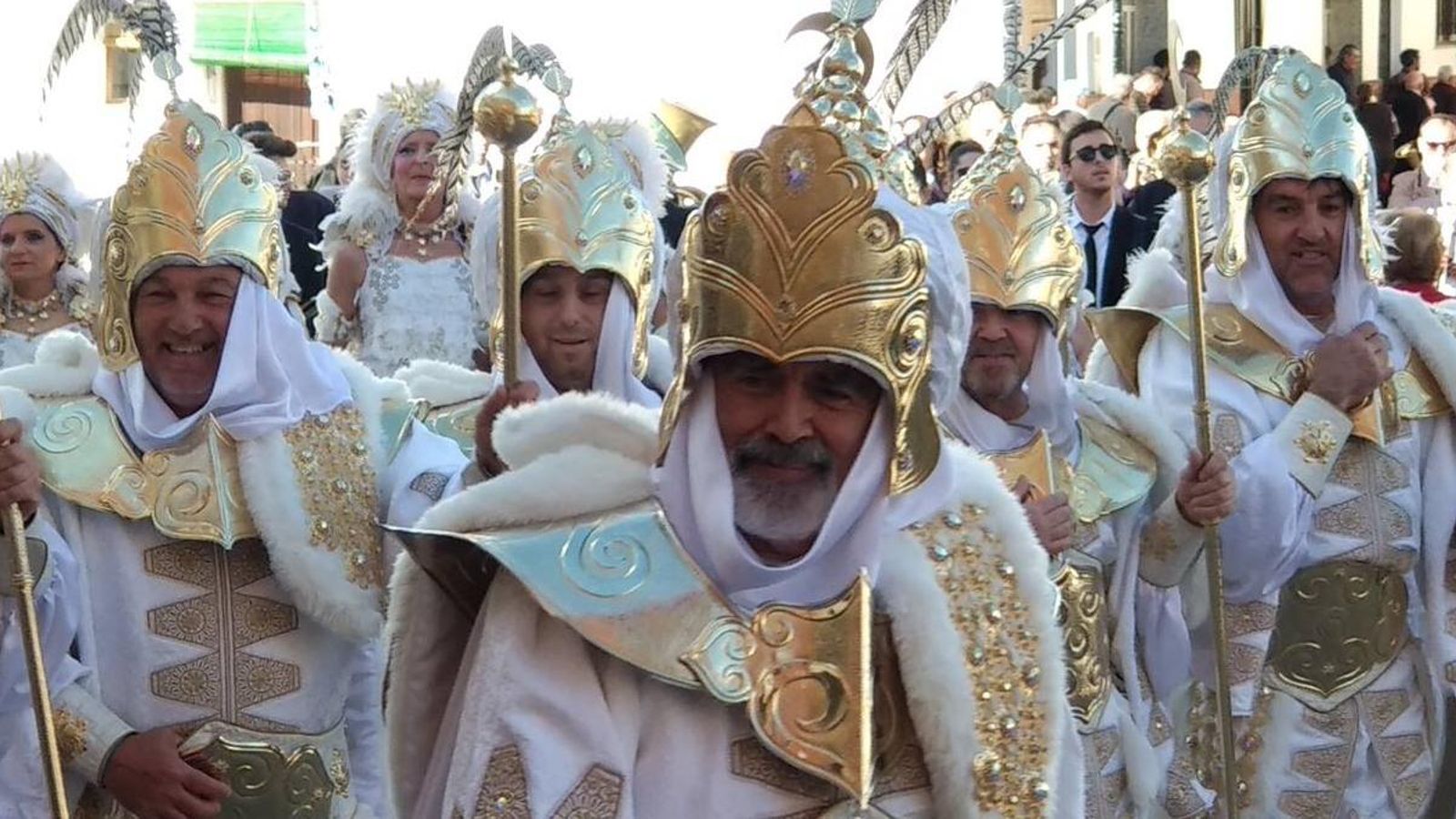 Imatge de la comparsa Media Luna de Bolbait