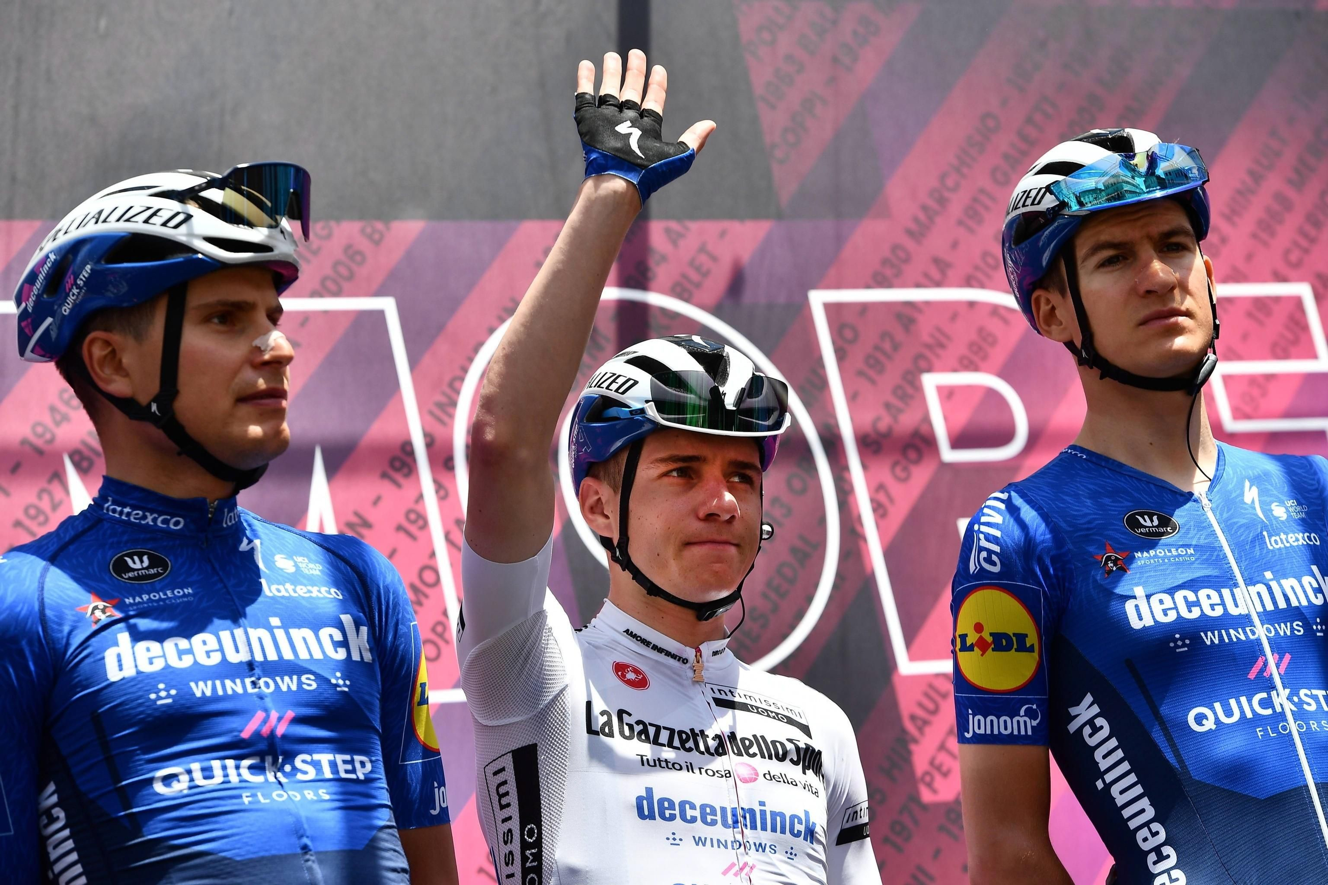 El belga Evenepoel es deixa més de dos minuts en l'onzena etapa