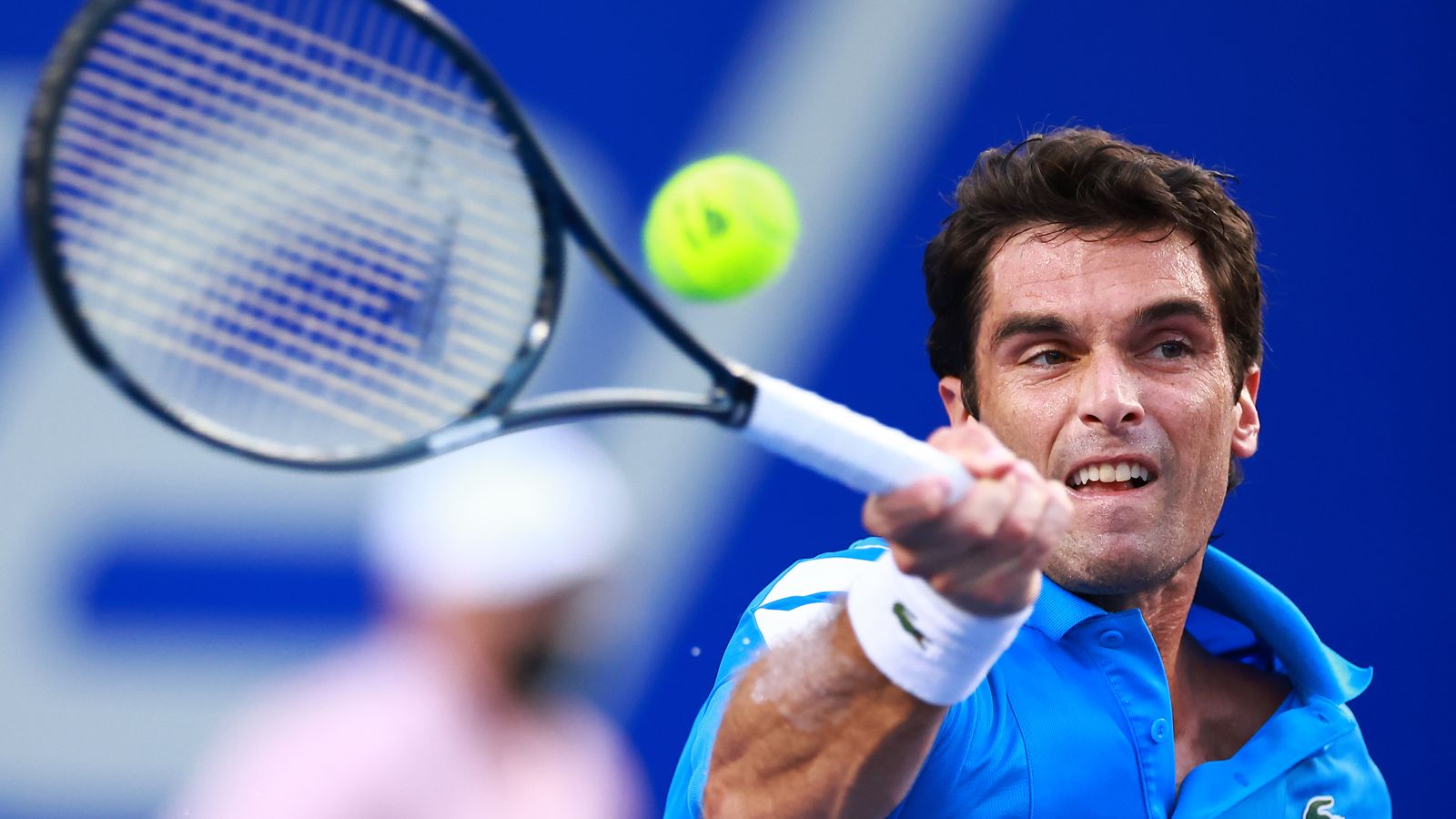 Andújar colpeja una pilota