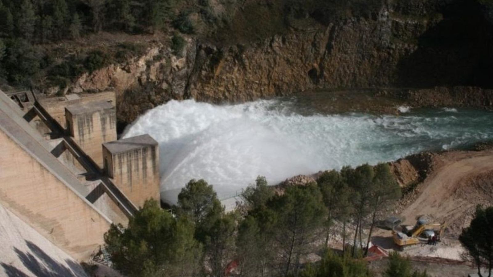 Embassament de la Confederació Hidrogràfica del Xúquer (CHX) en una imatge d'arxiu