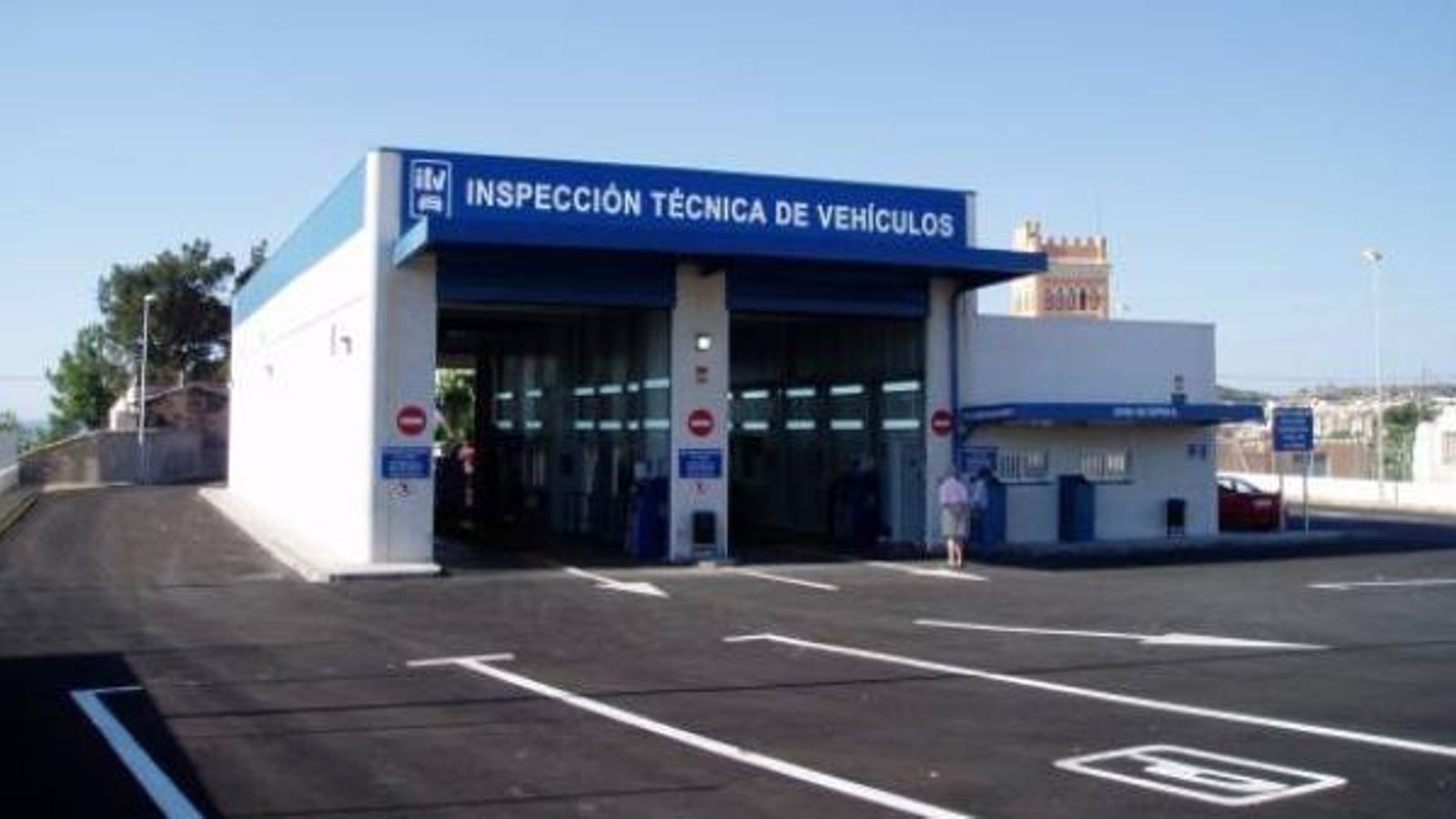 Entra en vigor la baixada de les tarifes de la ITV