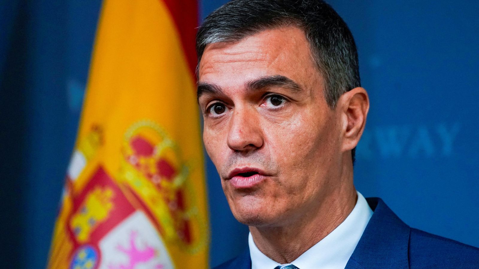 Compareixença de Pedro Sánchez en una imatde d'arxiu