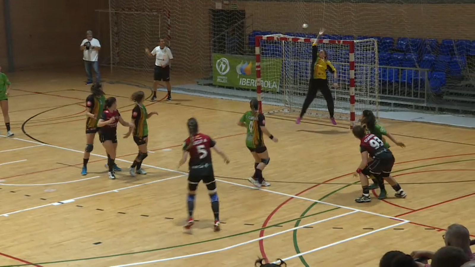 Triomf del Canyamelar i derrotes del Castelló, l’Elx Mustang i el Morvedre