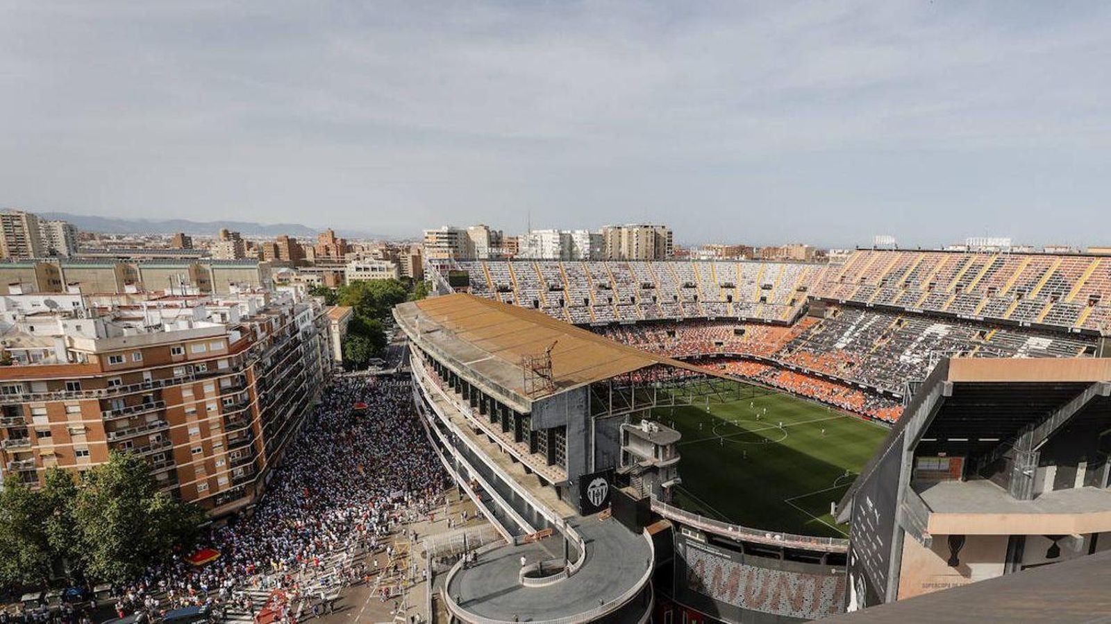 Manifestació abans d'un València-Celta de la temporada passada