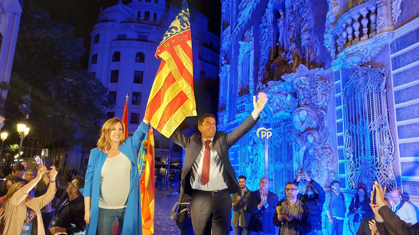 María José Catalá i Carlos Mazón celebren els resultats electorals