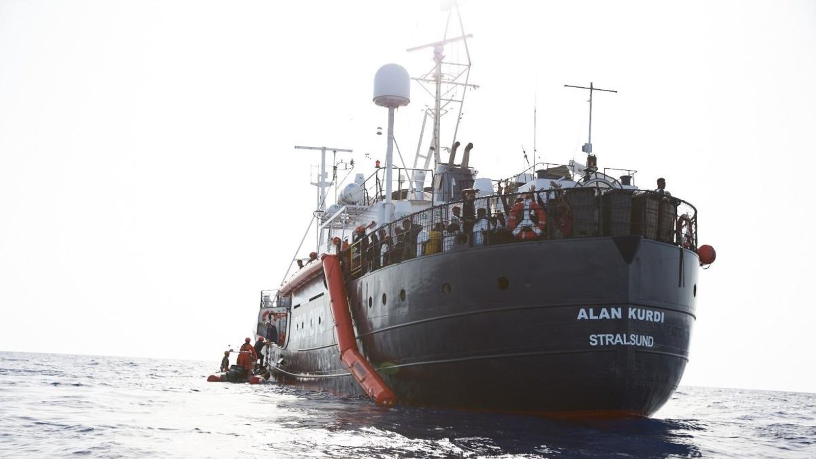 El vaixell Alan Kurdi a la costa de Líbia