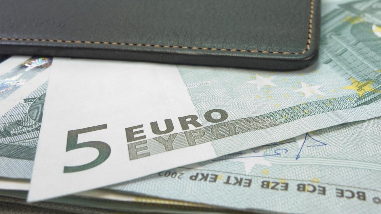 Desarticulat un grup que distribuïa bitllets falsos