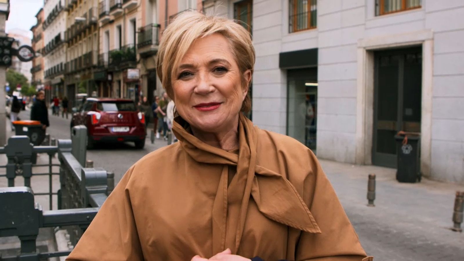 Inés Ballester presenta 'Historias de la peluquería'