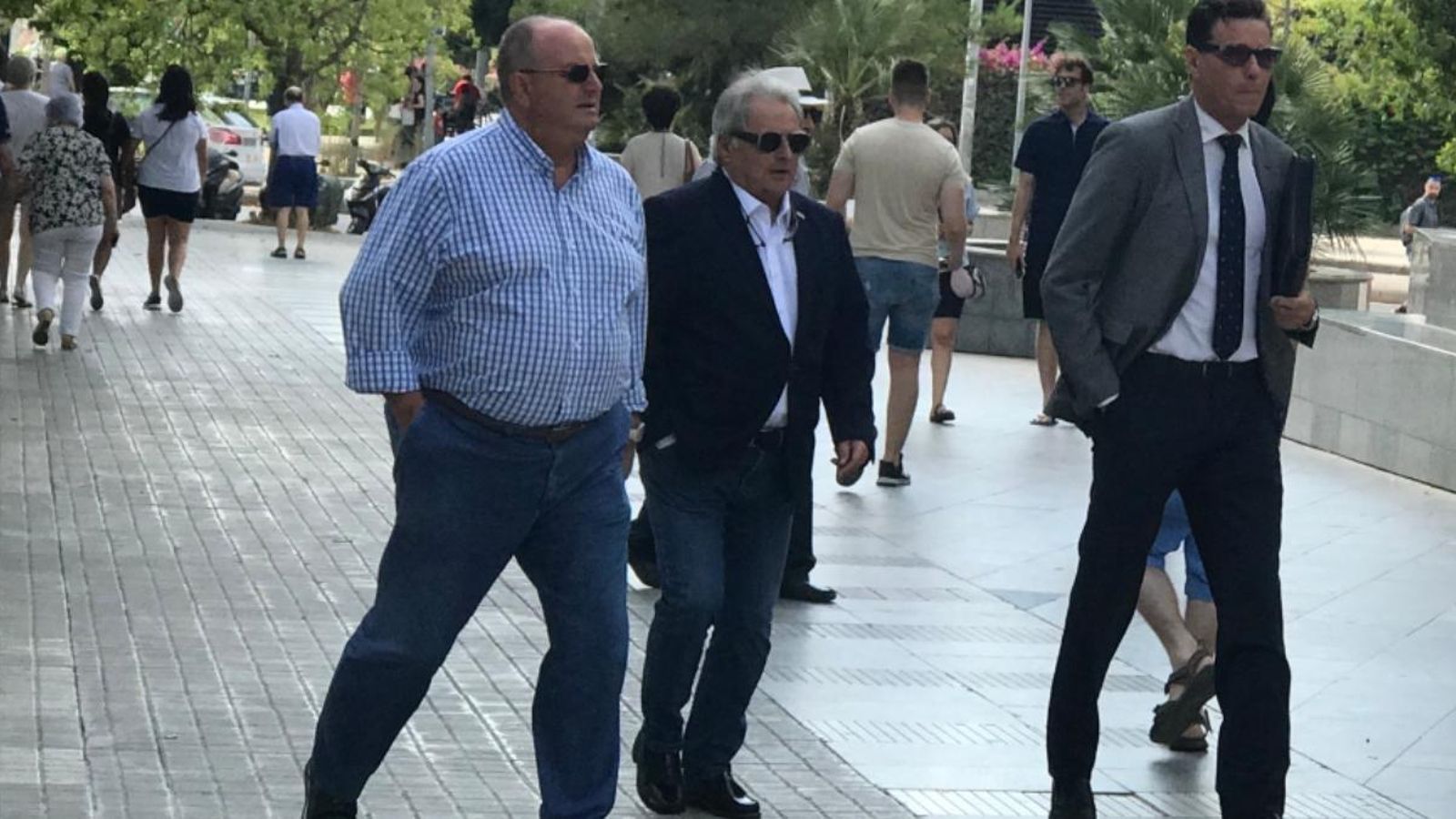L'expresident de la Diputació de València Alfonso Rus, al costat del seu advocat en una imatge d'arxiu