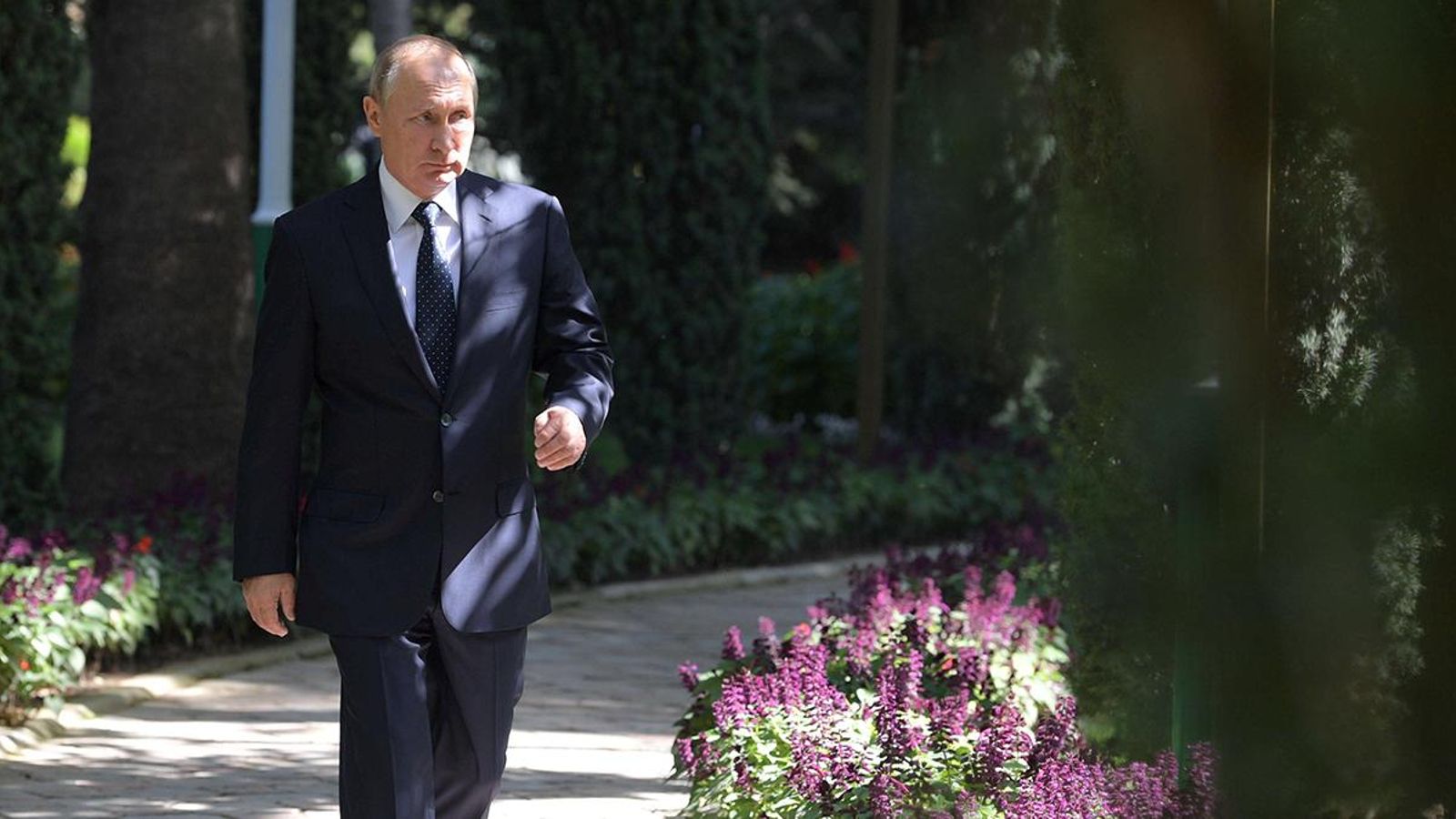 El president rus, Vladímir Putin, abans de la seua reunió de la Comunitat d'Estats Independents (CEI), a Duixanbe (Tadjikistan)