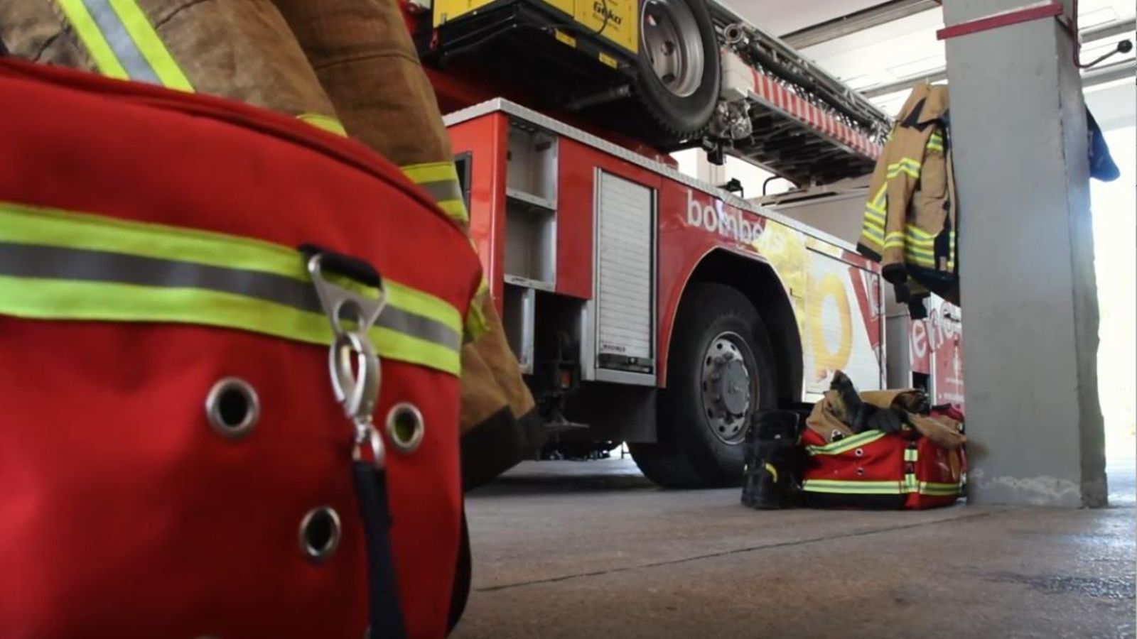 L'ONG Bombers pel món està integrada fonamentalment per professionals de l'AJuntament de València