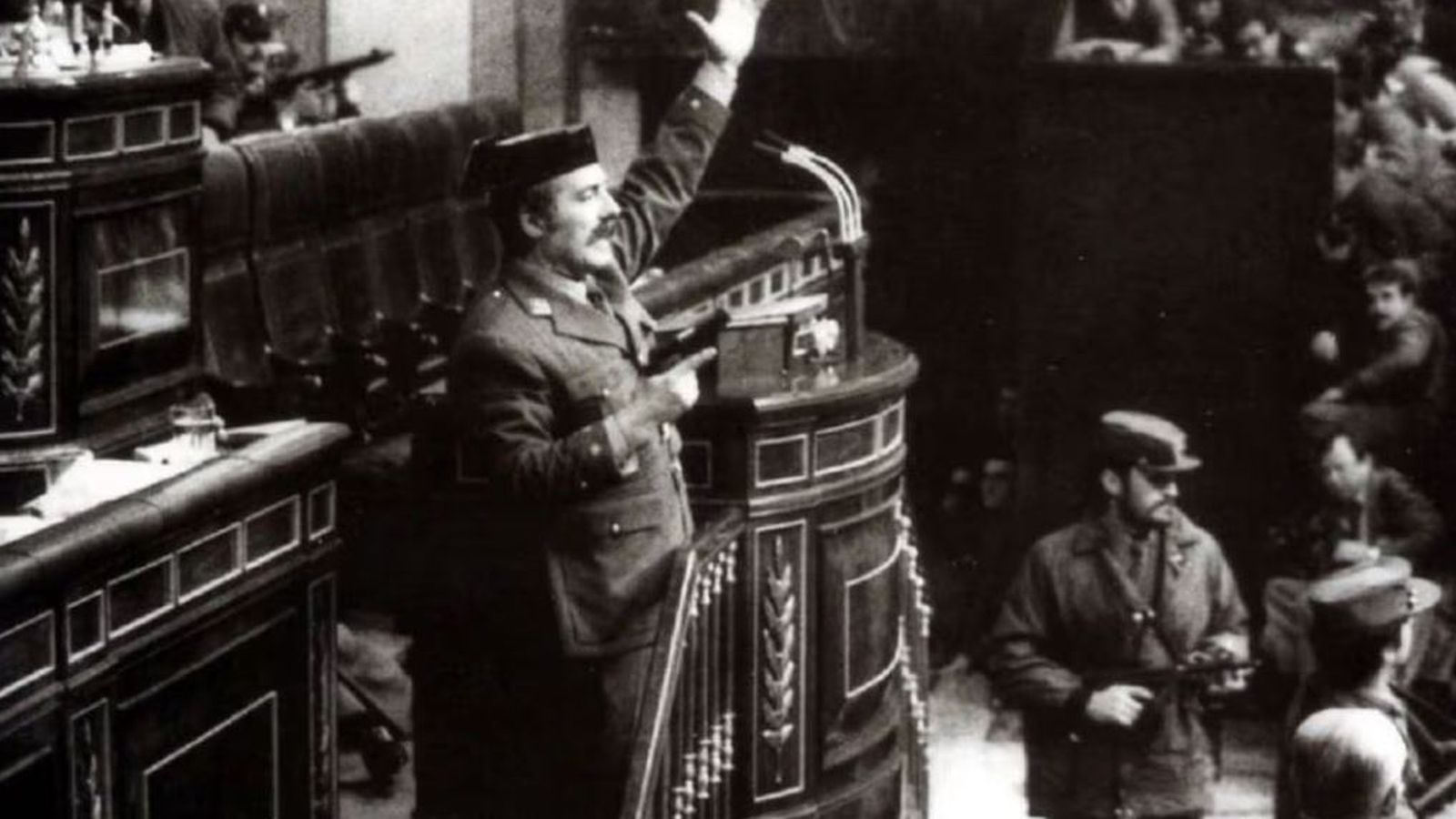 El tinent coronel Antonio Tejero, durant l'intent de colp d'estat del 1981