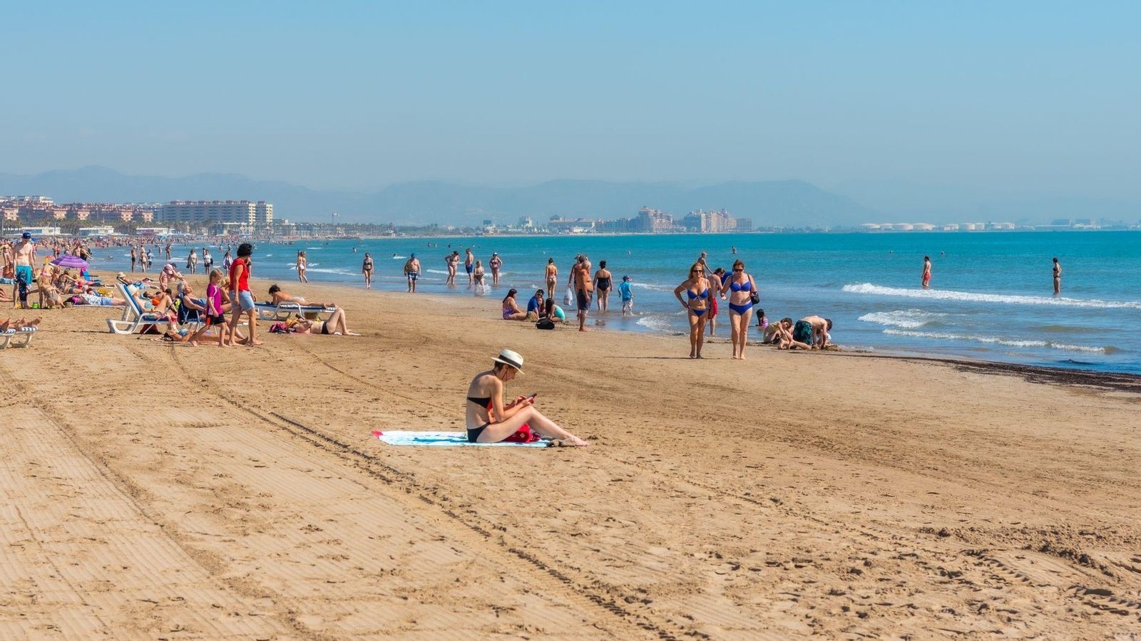 La platja del Cabanyal, on va morir el primer dels homes per ofegament aquest dimarts