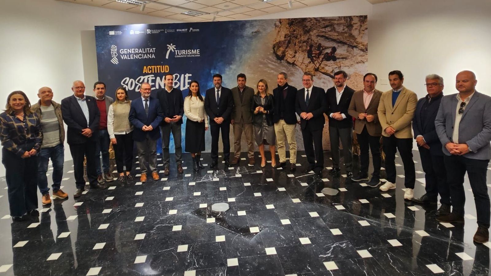 Alcaldes de les destinacions turístiques que se sumen al pacte per l'Actitud Sostenible