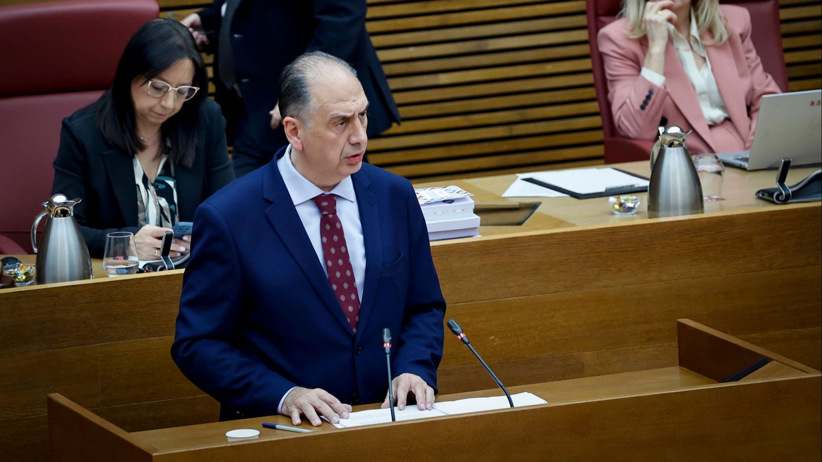 El nou conseller d'Emergències exposa les prioritats del seu departament a les Corts, este divendres