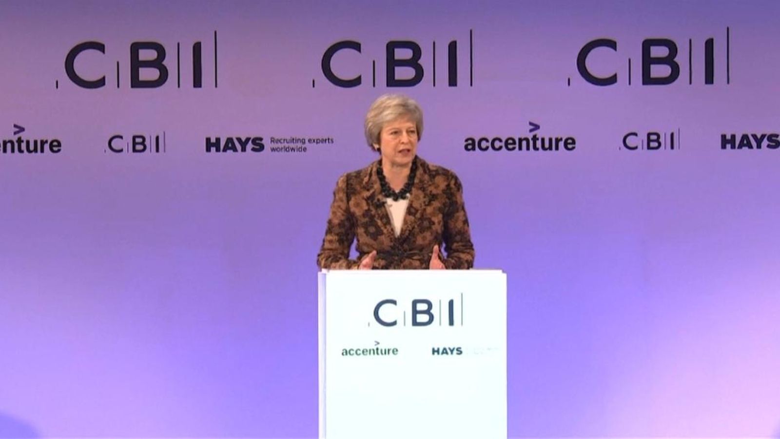 May ha defensat l'acord del Brexit en un discurs en el congrés anual de la patronal d'empresaris CBI