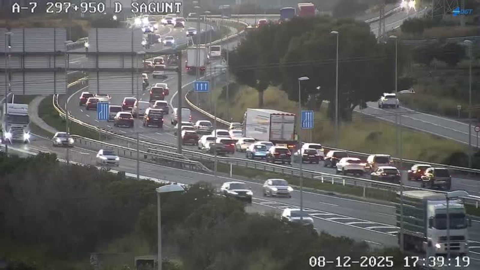 Embòs en l'A-7 a l'altura de Sagunt, esta vesprada