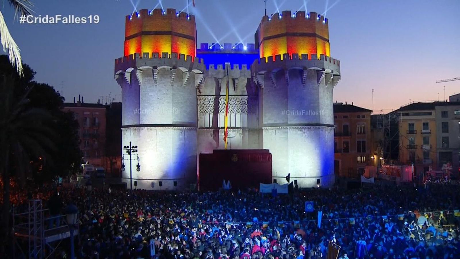 Imatge d'arxiu de l'emissió per À Punt NTC de la Crida de les Falles de 2019 La Junta Central Fallera de València va aprovar anit en el ple unes Falles 2022 que freguen la normalitat prepandèmica