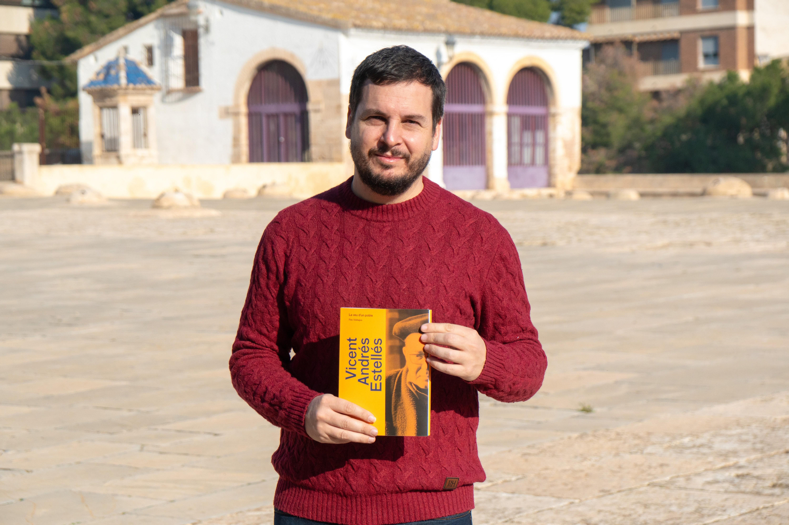 'Vicent Andrés Estellés. La veu d'un poble' arriba a les llibreries aquest 31 de gener