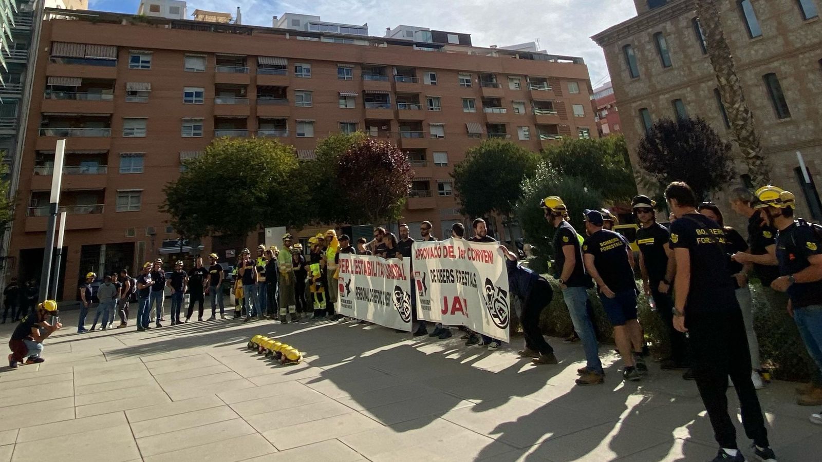 Concentració dels bombers aquests dilluns