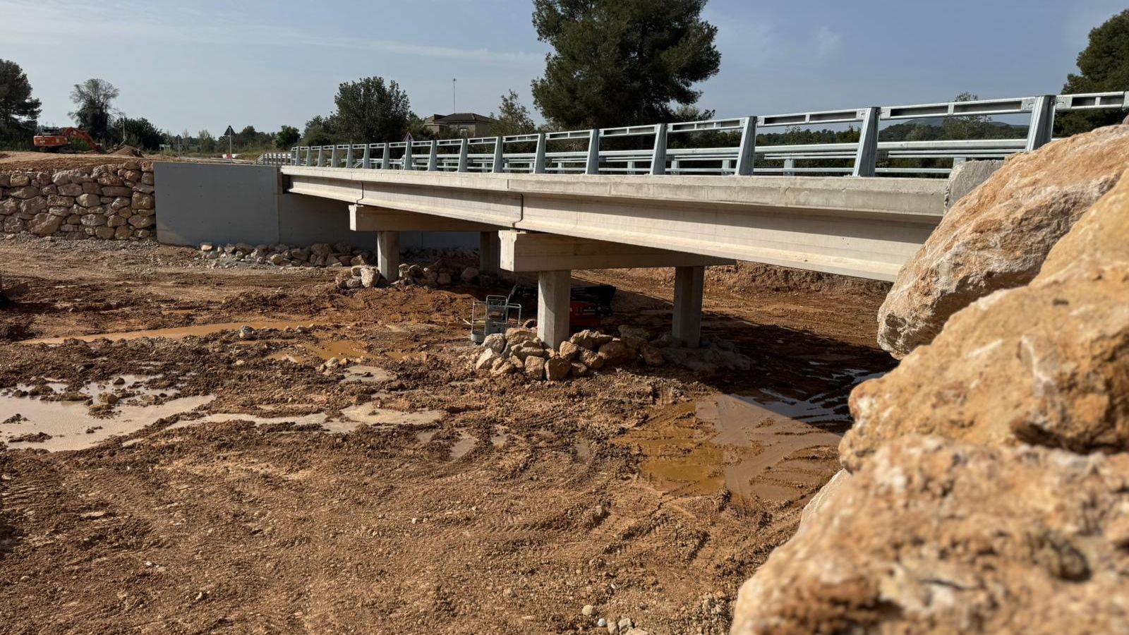 El pont de Pedralba, reconstruït després del 29-O