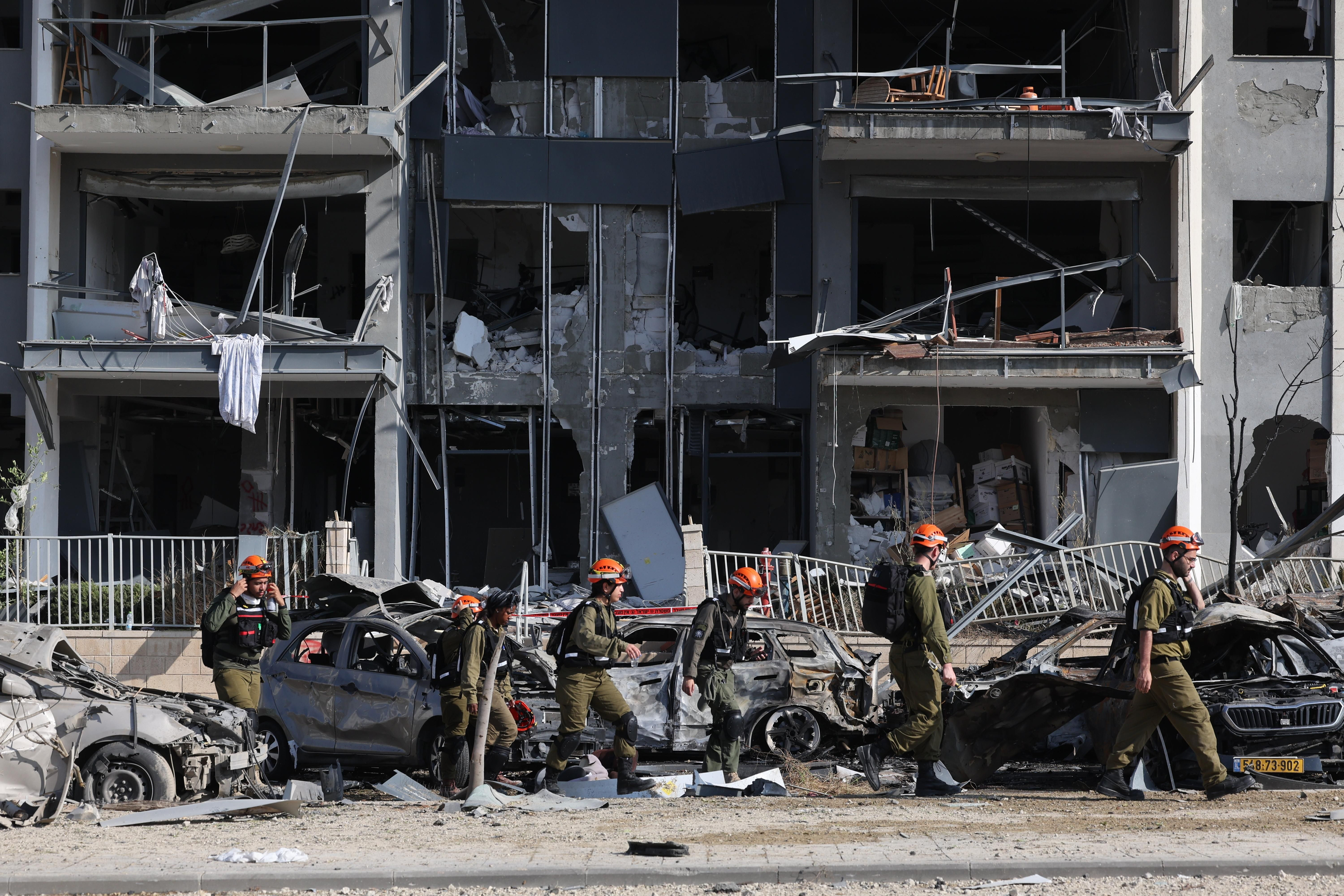 Resultat de l'impacte de míssils balístics iranians en edificis residencials a Beerxeba, sud d'Israel, este divendres Resultat de l'impacte de míssils balístics iranians en edificis residencials en Beer Sheva, sud d'Israel, este divendres