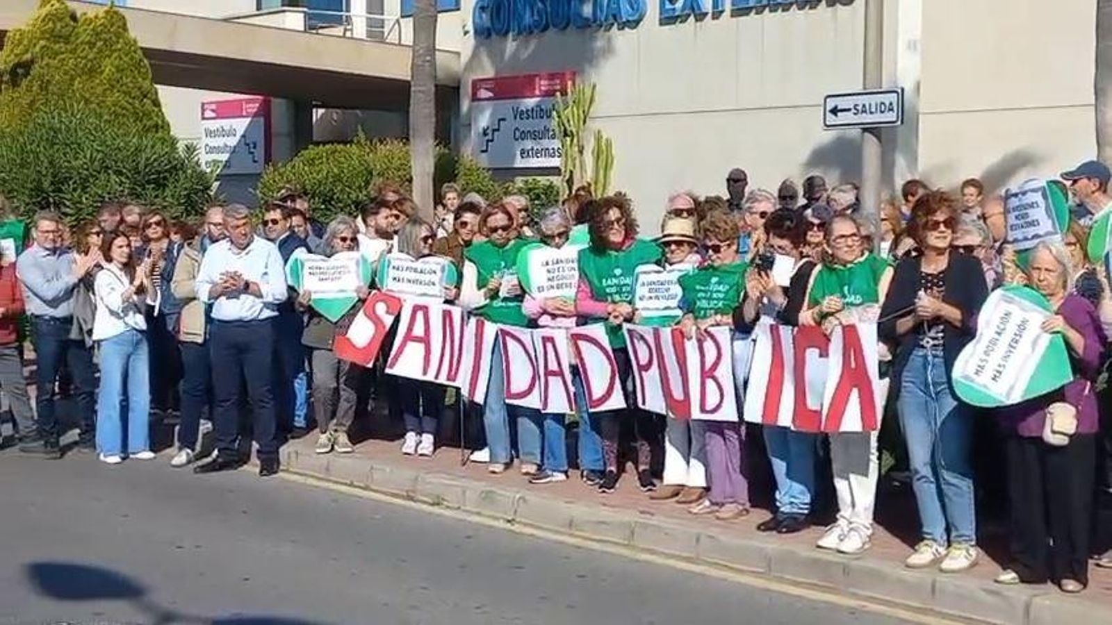 La Plataforma per una Sanitat 100% Pública i de Qualitat denuncia la falta de recursos al departament de salut 22