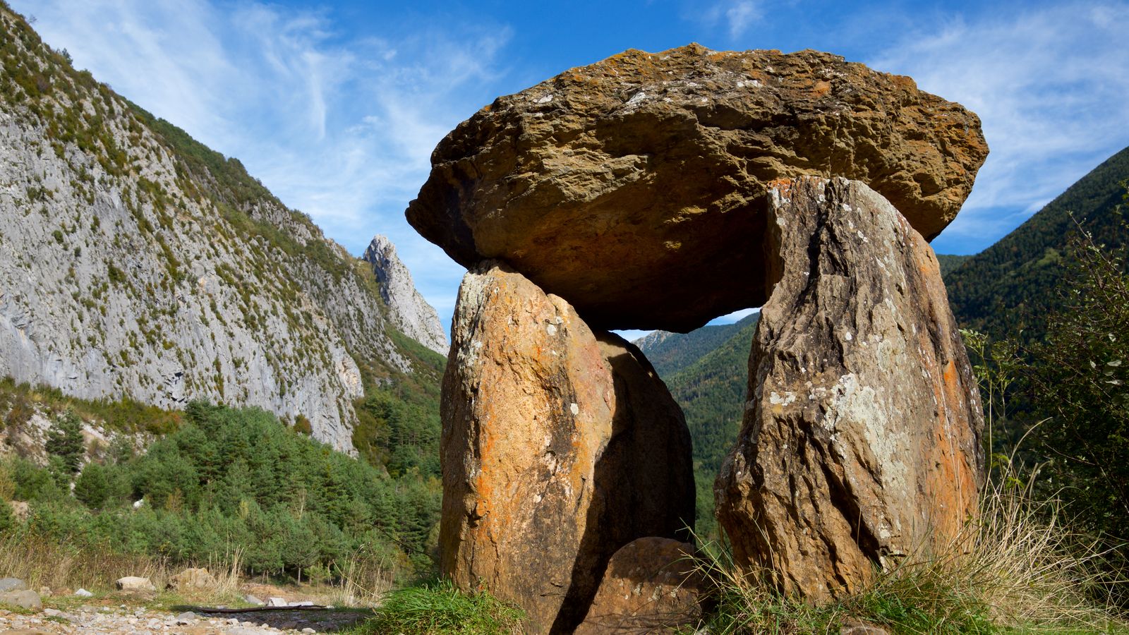 Dolmen de Santa Maria a Biescas  (Osca)