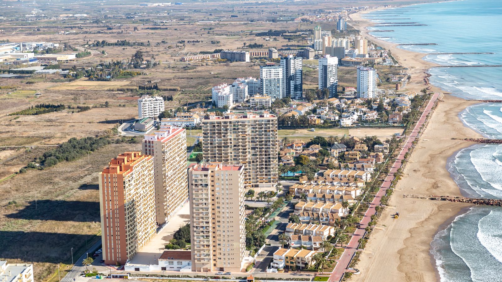Vista aèria de les platges del Puig