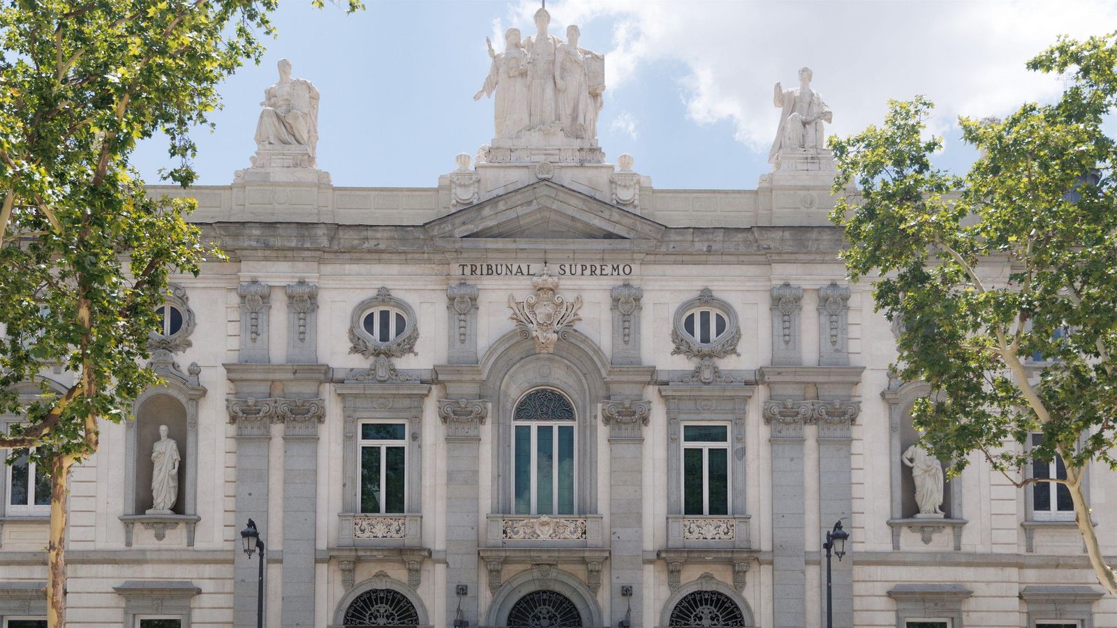 Façana del Tribunal Suprem