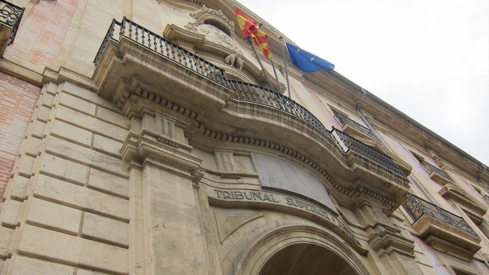 Façana del Tribunal Superior de Justícia de la Comunitat Valenciana