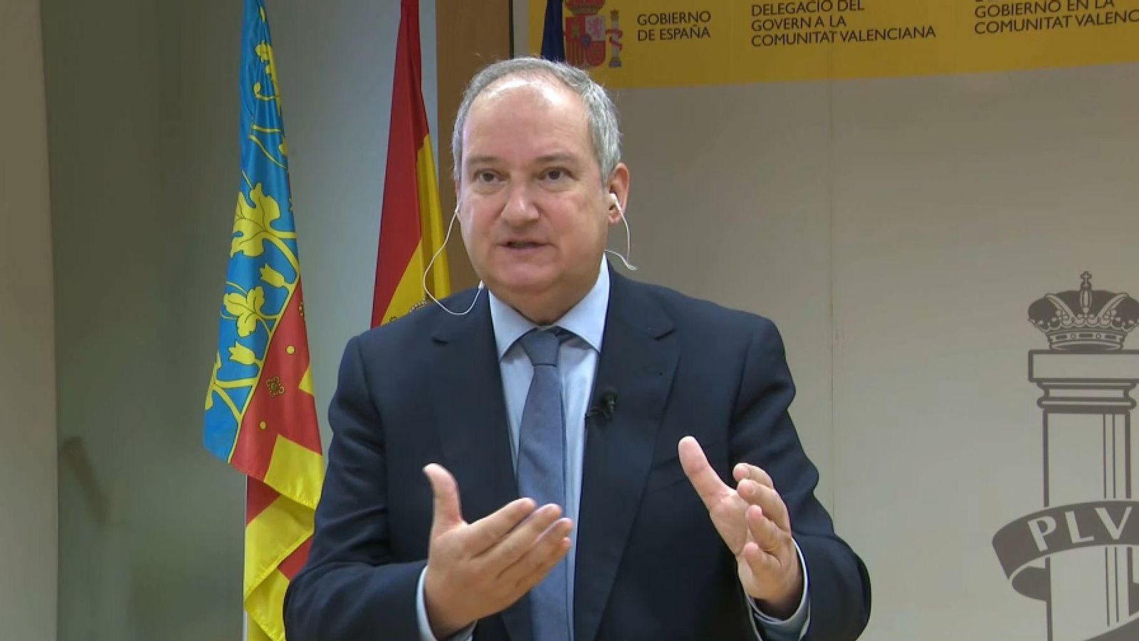 El ministre d'Indústria i Turisme Jordi Hereu durant la connexió amb Les Notícies del Matí