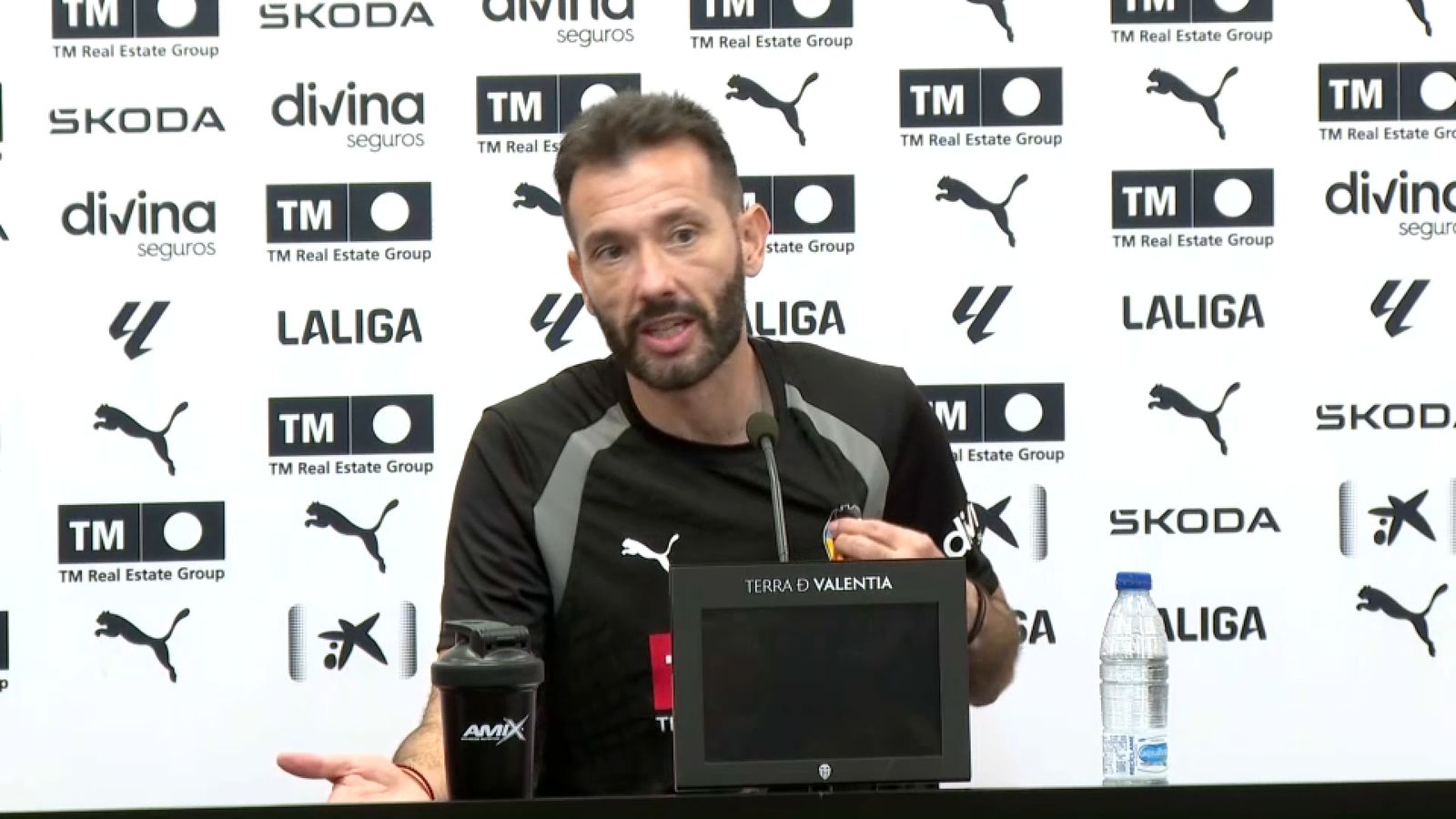 El tècnic del València CF, Carlos Corberán